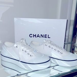 CHANEL WHITE SNEAKERS
